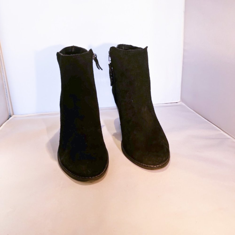 Dolce Vita Suede Chelsea Bootie - Picture 3 of 4